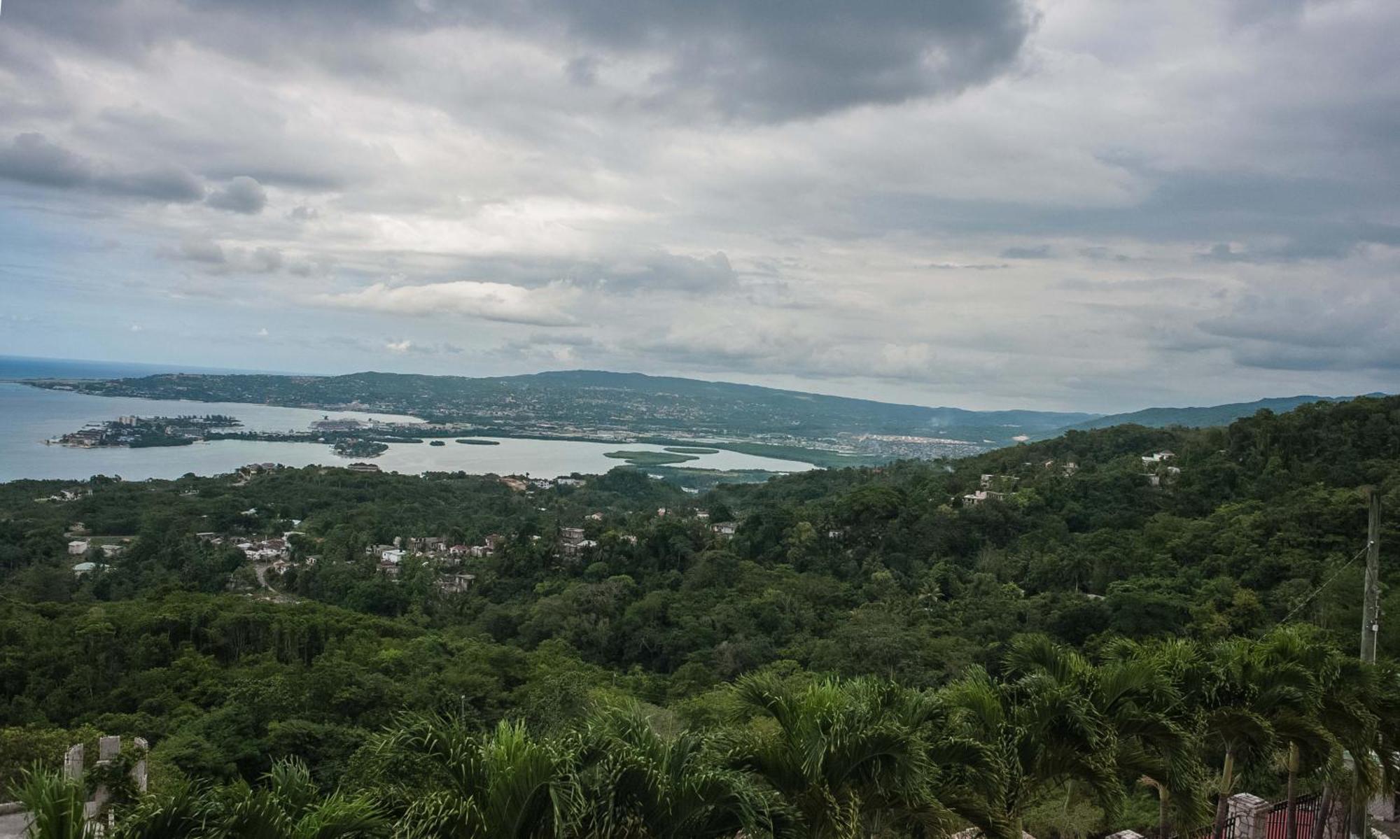 Clarridge View Guesthouse Montego Bay Exteriér fotografie