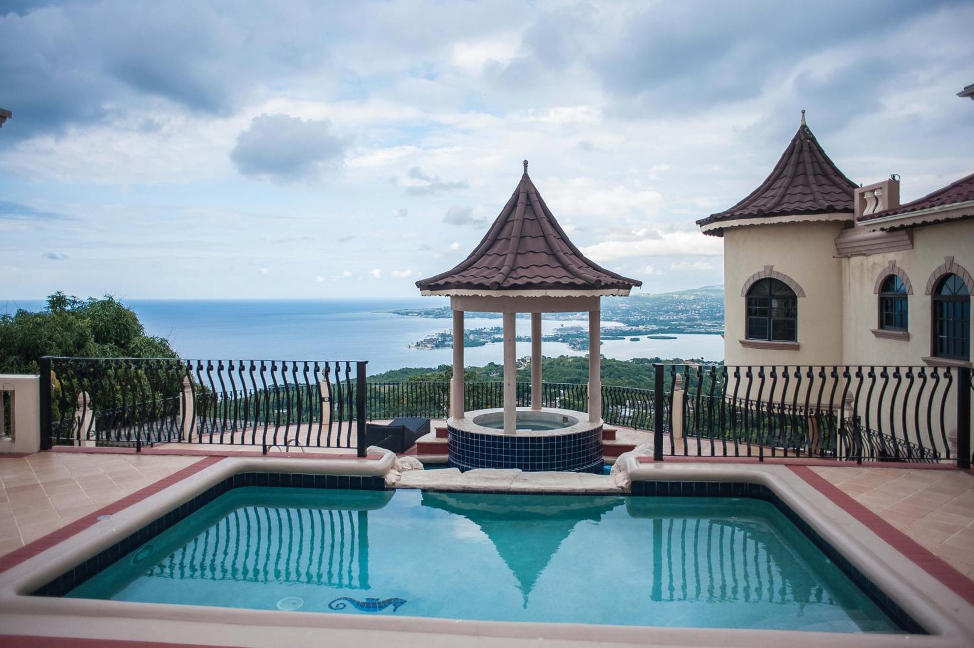 Clarridge View Guesthouse Montego Bay Exteriér fotografie