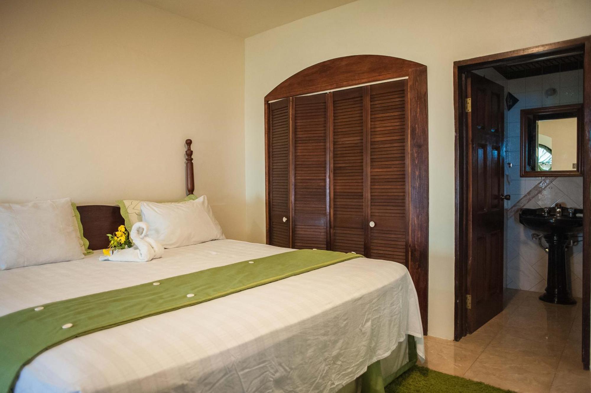 Clarridge View Guesthouse Montego Bay Exteriér fotografie