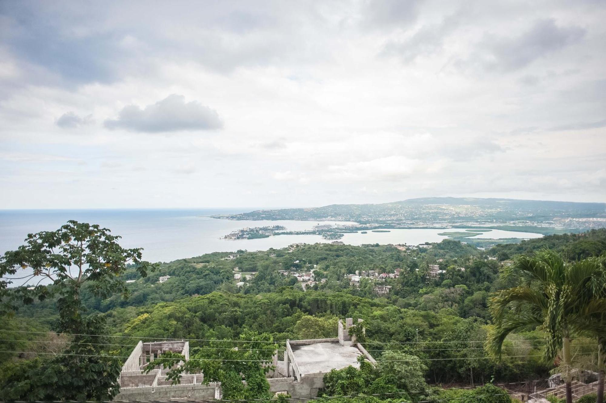 Clarridge View Guesthouse Montego Bay Exteriér fotografie
